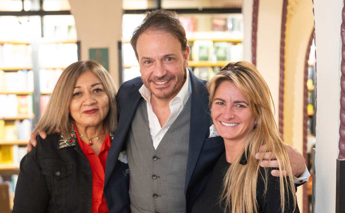 Lourdes Sánchez, Eric Descombesy y Alejandra Acosta / Foto: Héctor Arjona