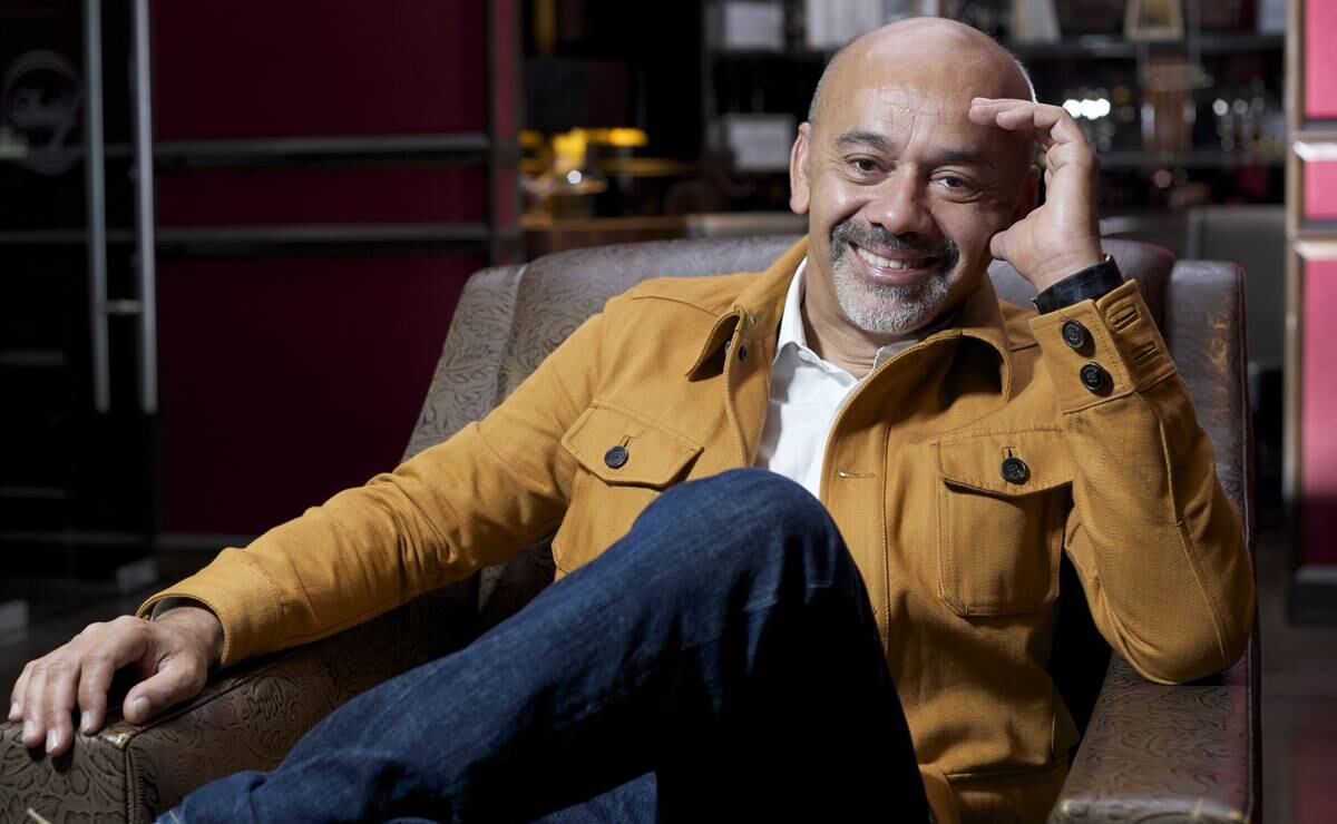 Christian Louboutin vende el 24% de su compañía a la familia Agnelli