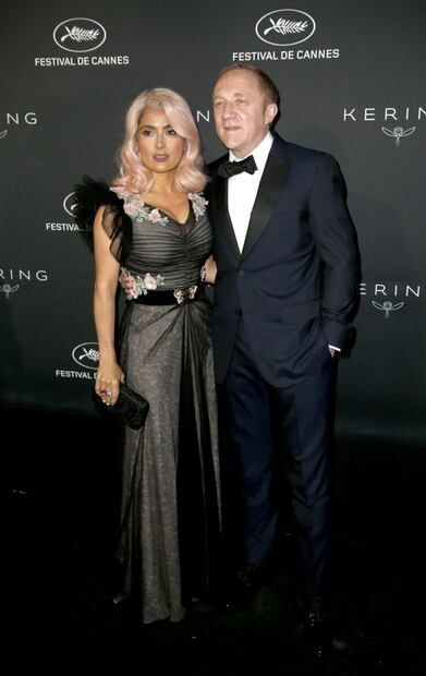 Salma Hayek sorprende con cambio de look en el Festival de Cannes 2017