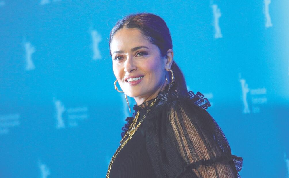 Salma Hayek revela que casi muere de Covid-19