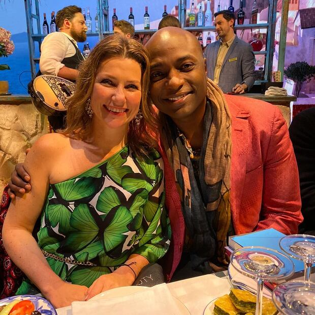 Marta Luisa de Noruega se compromete en matrimonio con el chamán Durek Verrett