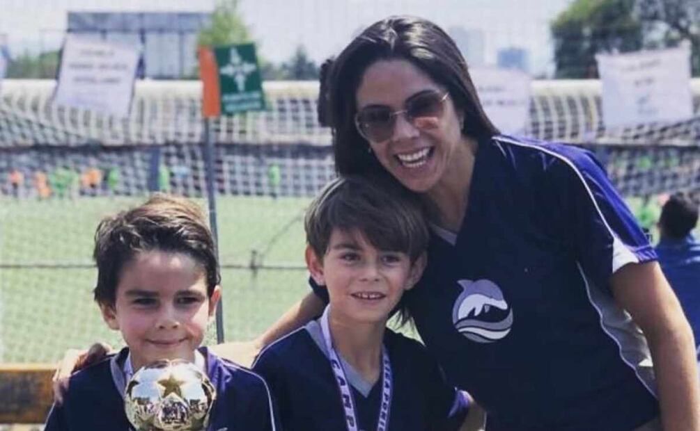 Paola Rojas junto a sus hijos Paulo y Leonardo / Foto: Instagram @paolarojas