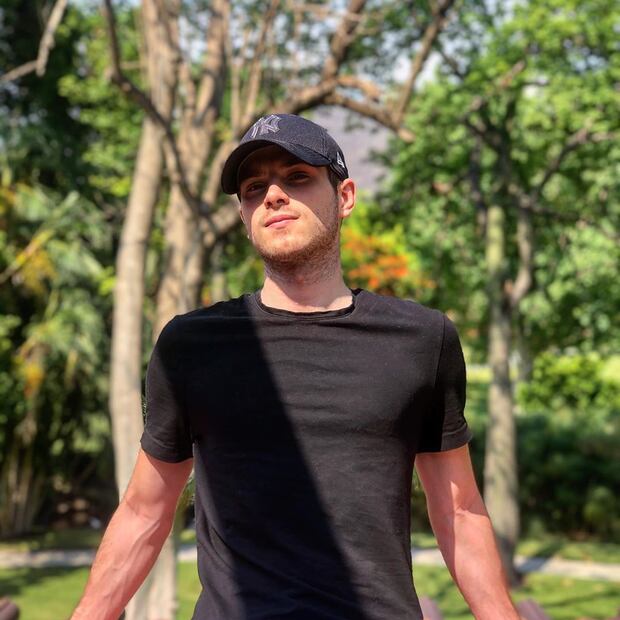Nicolás Haza, el guapo y talentoso hijo de Ludwika Paleta