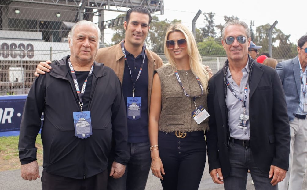 Miguel Torruco Marqués, Miguel Torruco Garza, María Elena Torruco y Carlos Slim Domit / Foto: Esteban Torreblanca
