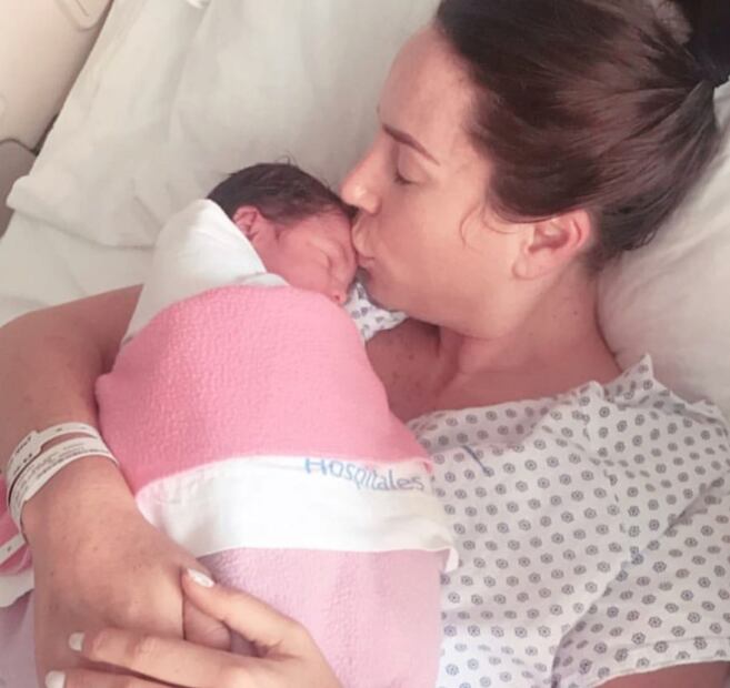 El álbum de fotos de María, la hija recién nacida de Inés Gómez Mont 