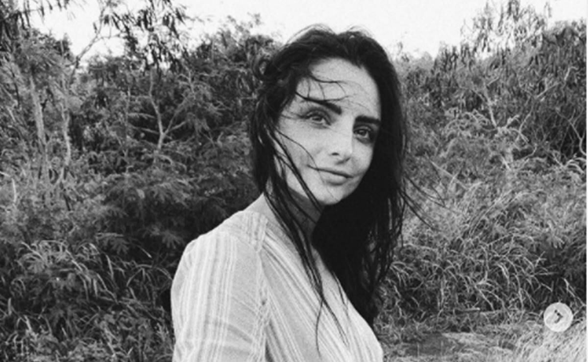 Aislinn Derbez cumple 34 años guapísima y con Las Mañanitas de Mauricio Ochmann