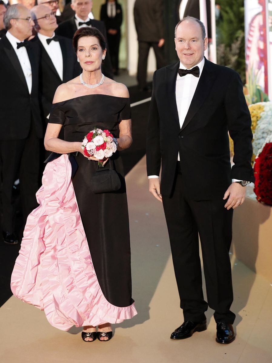 El homenaje de Carolina de Mónaco a Karl Lagerfeld durante el Baile de la Rosa