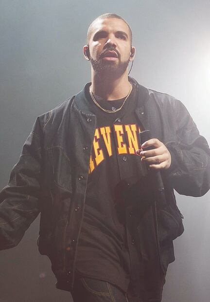 Drake duerme en un colchón que le costó más de ¡10 millones de pesos!