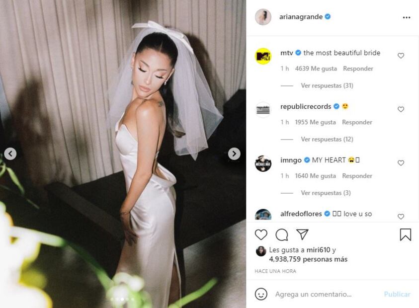 Ariana Grande presume fotos de su boda con Dalton Gomez
