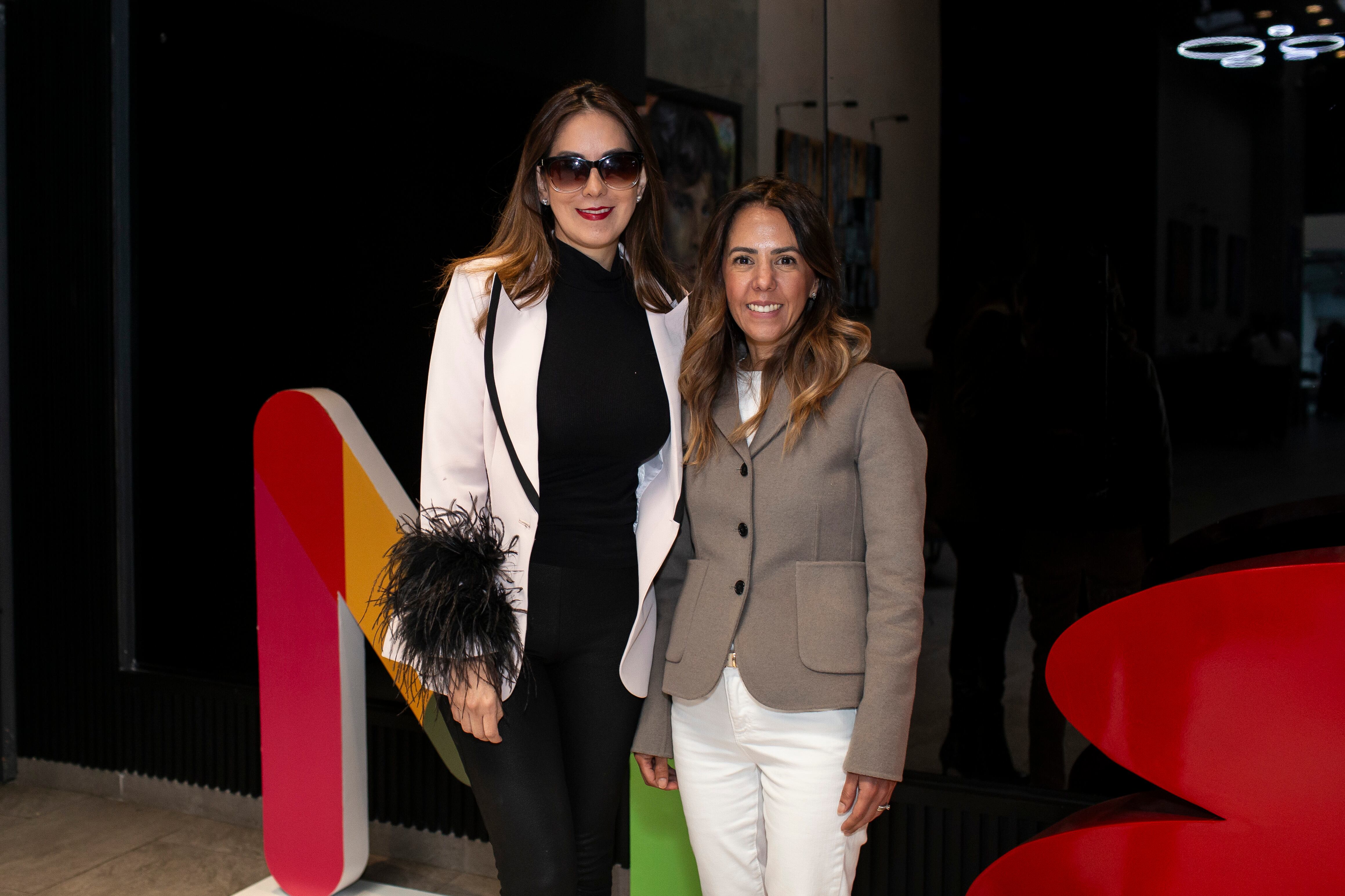 Mari Rouss Villegas y Analía Téllez. (Foto: Esteban Torreblanca)