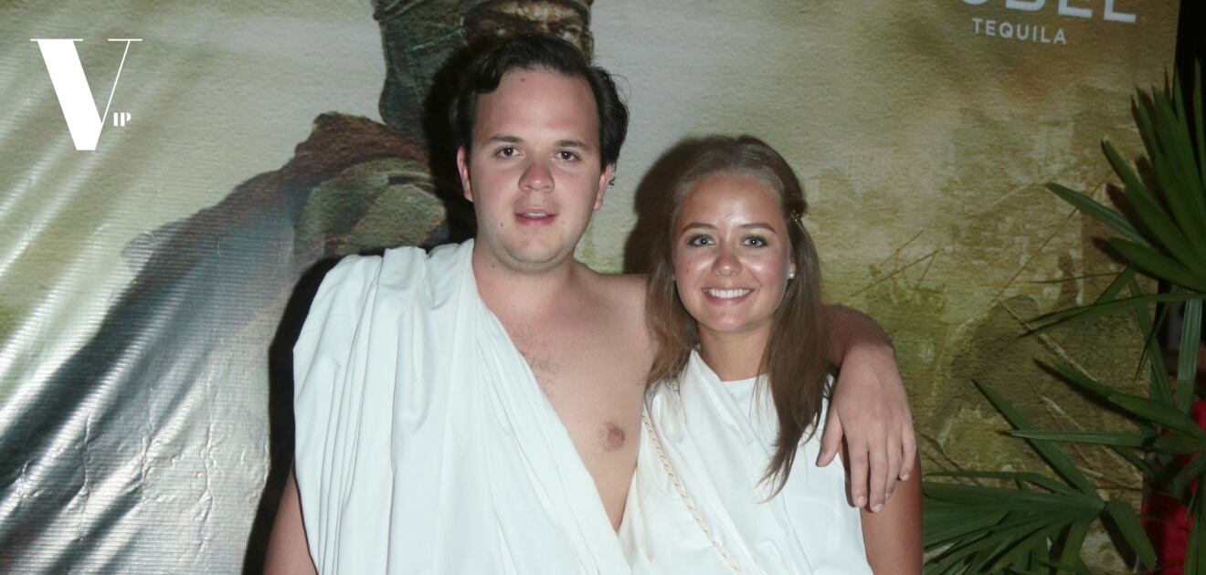 Luis de la Torre y Lula Alcocer en la tradicional toga party del Baby'O 