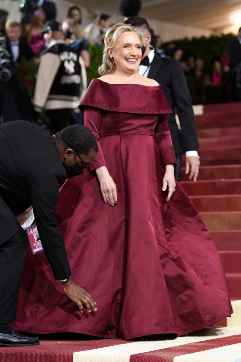 El bordado secreto del vestido de Hillary Clinton para el MET Gala 2022