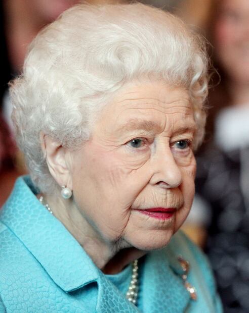 La reina Isabel II celebra su cumpleaños 94 tras 12 meses tormentosos