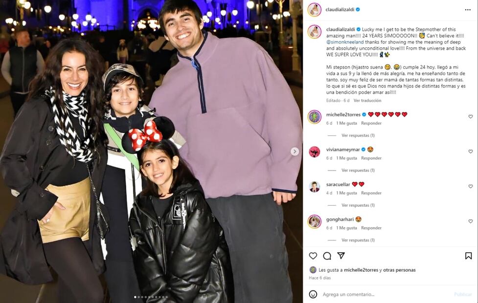 Claudia Lizaldi junto a sus hijos, Iam, Elah y Simon, hijo de su exesposo Eamonn Sean Kneeland / Instagram