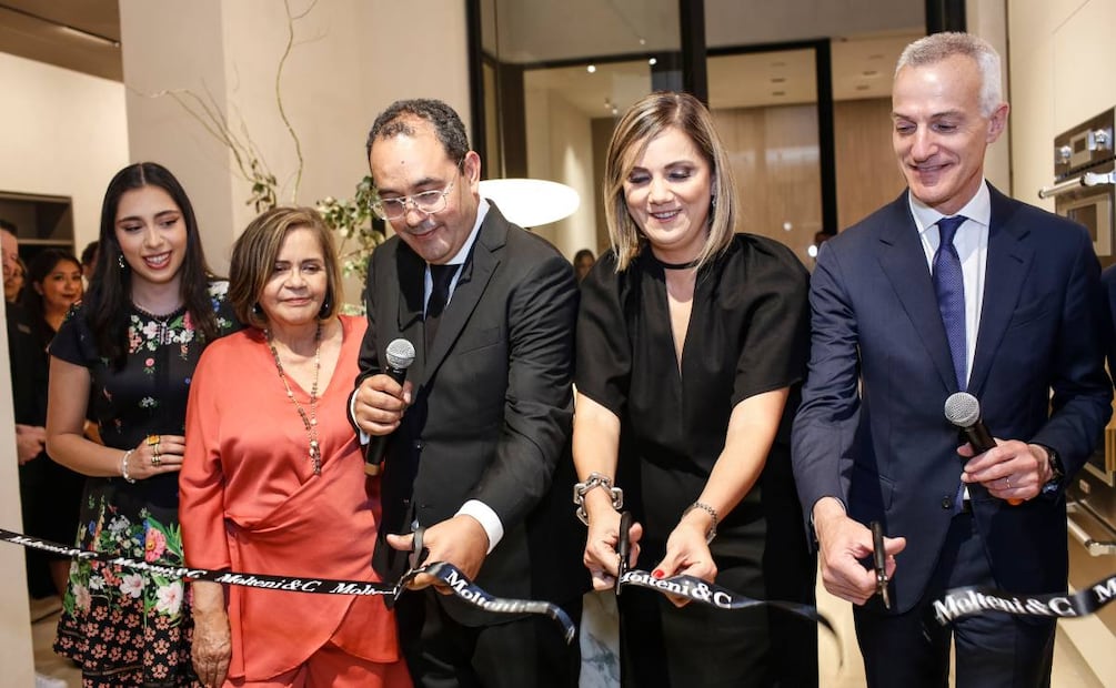 Fernanda Miranda, Bertha Miranda, Salvador Miranda, Paola Terrazas y Carlo Moro / Foto: Esteban Torreblanca