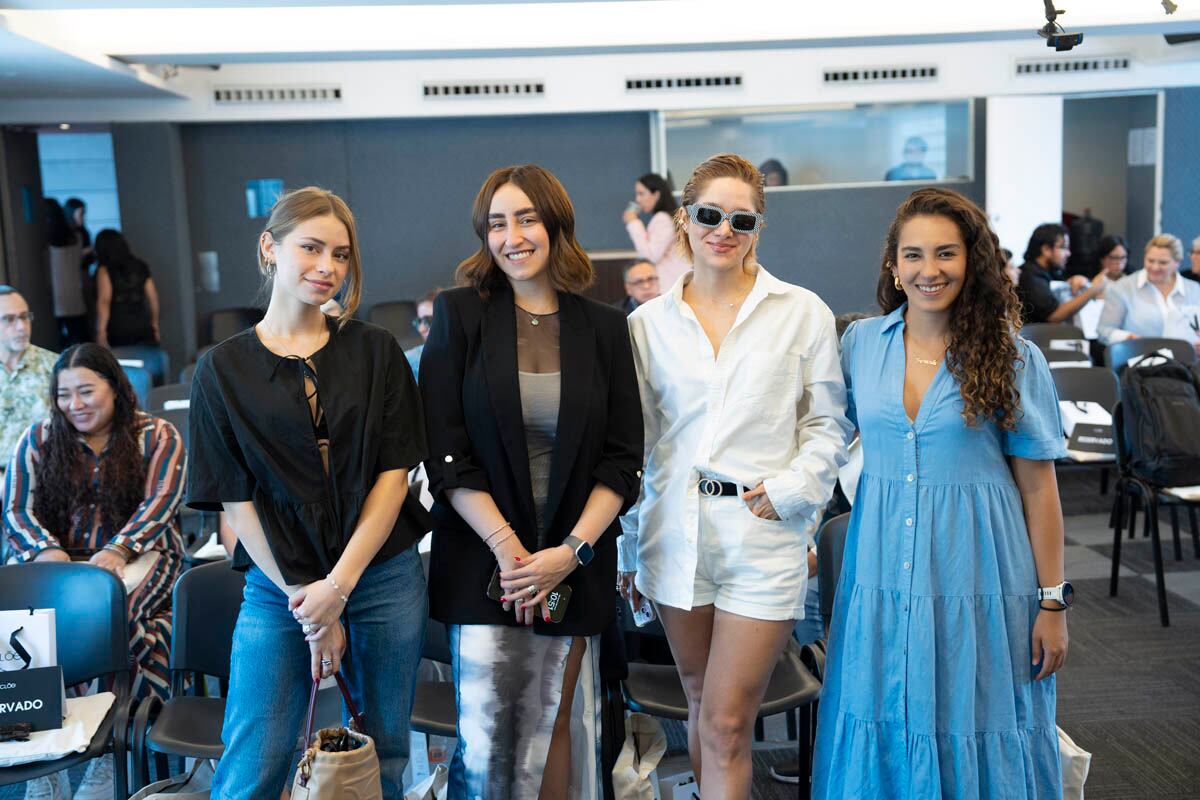 Mariana López, Brenda Axotla, Daniela Titin y Fer López. (Foto: Héptor Arjona)