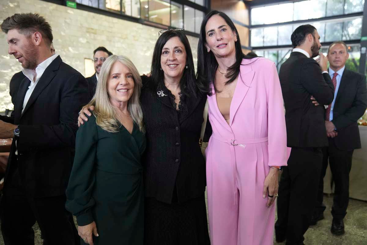 Mariela Ezpeleta, Nora Ricalde y Lía Limón. (Foto: Leonardo Gómez)