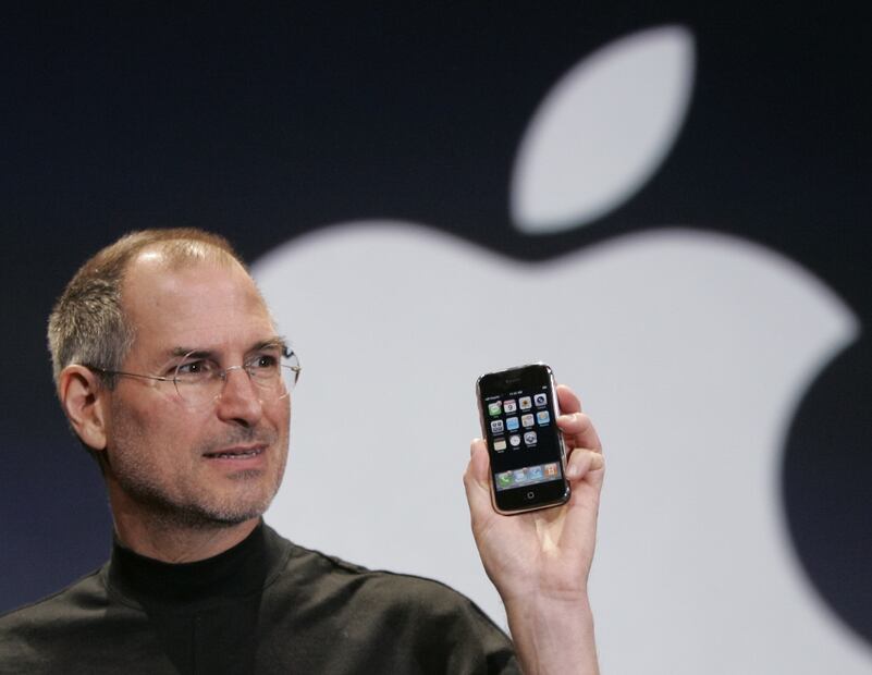 La viuda de Steve Jobs afirma que sus hijos no recibirán herencia 