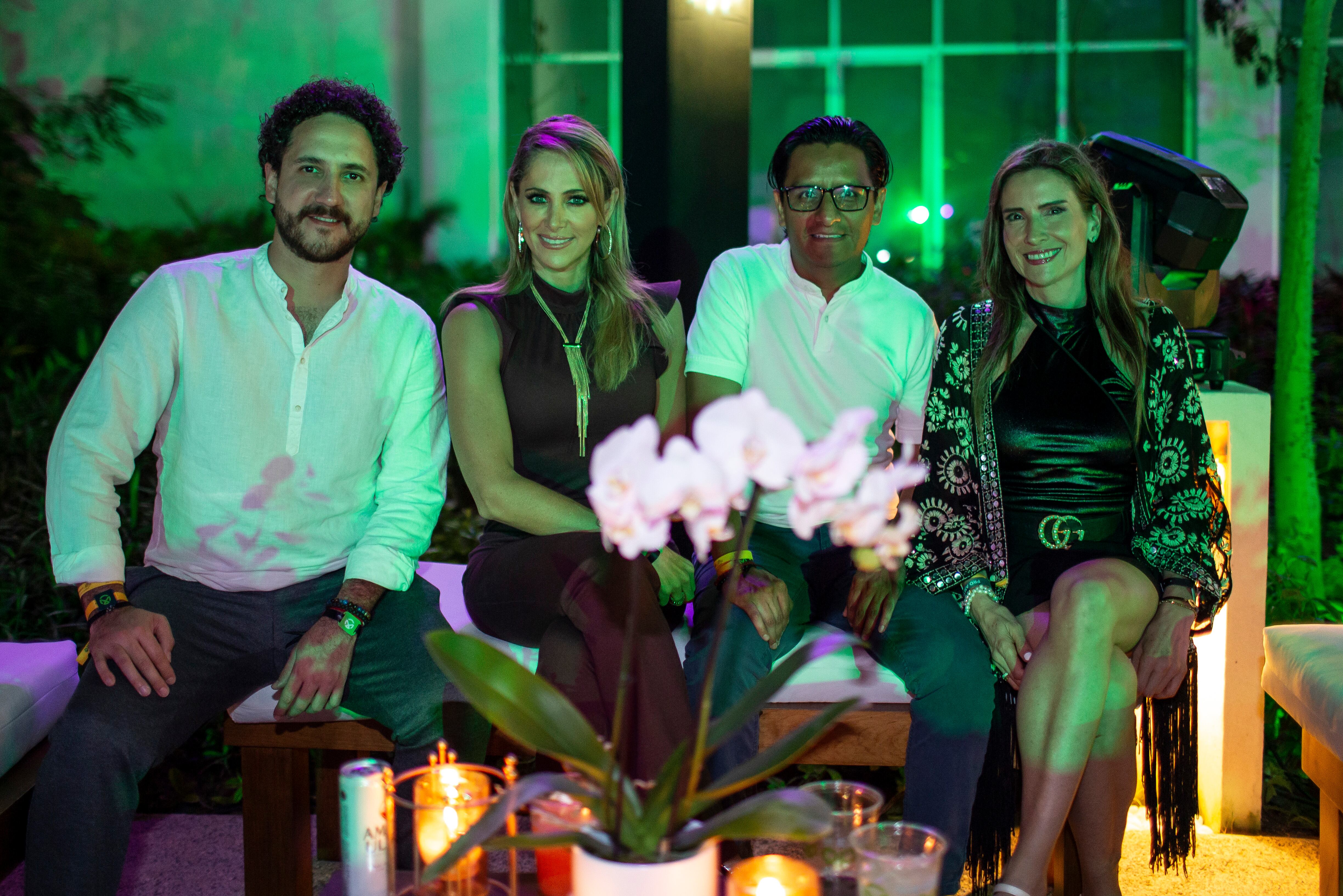 Pablo de Rubens, Inés Sainz, Jesús Fuentes y Carolina Elizalde. (Foto: Esteban Torreblanca)