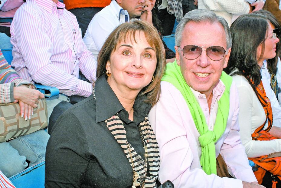 Ella es la esposa de Joaquín López Dóriga