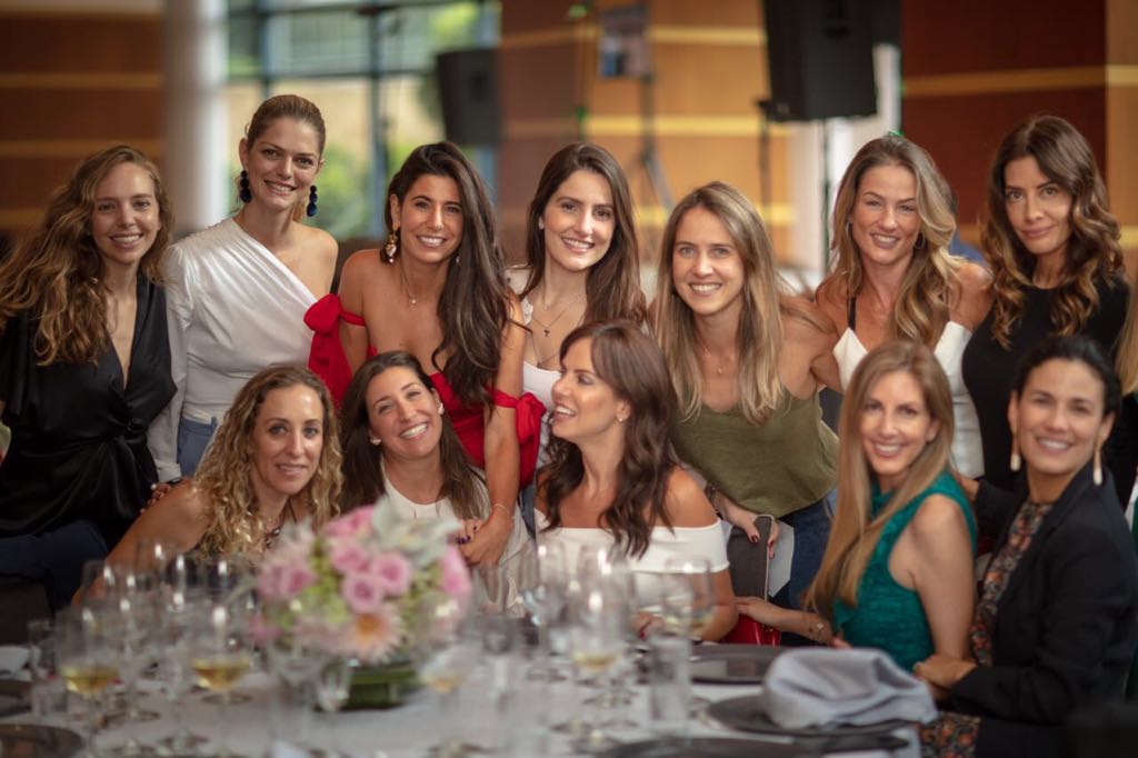 Dani Acosta festeja cu cumpleaños en grande