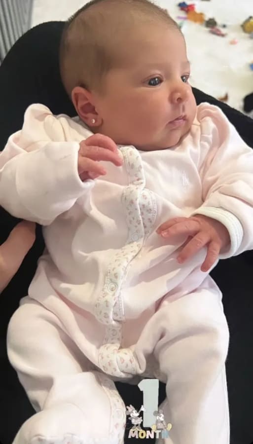 Nirvana, la segunda hija de Alex Fernández y Alexia Hernández / Instagram