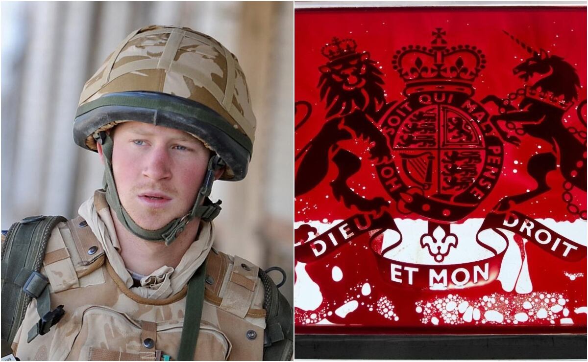 Protestan contra el príncipe Harry con escultura de sangre por comentarios sobre el régimen talibán