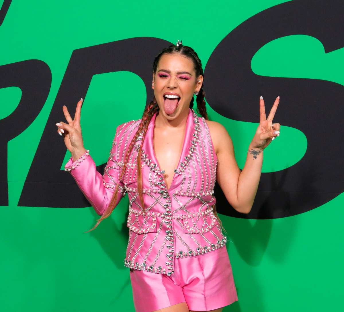 Danna Paola demanda a sus mánagers por fraude y abuso de confianza