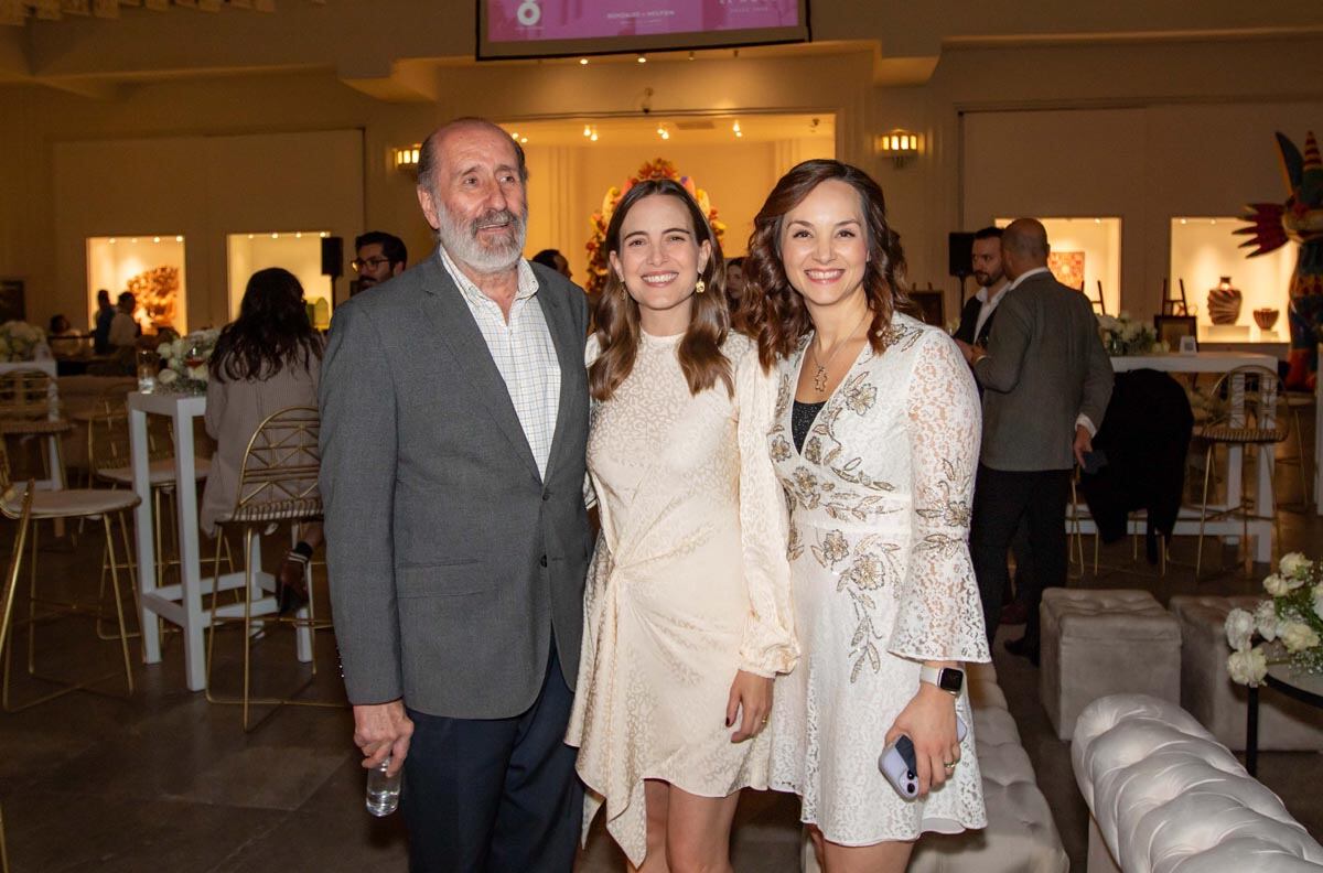 Walter Boelsterly Urrutia, Mercedes Vigil  y Malú Montes de Oca. (Foto: Arturo Quintero)