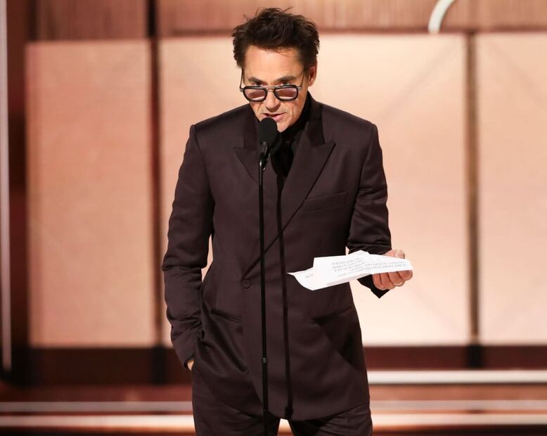 Robert Downey Jr. en los Golden Globes 2024 / AP