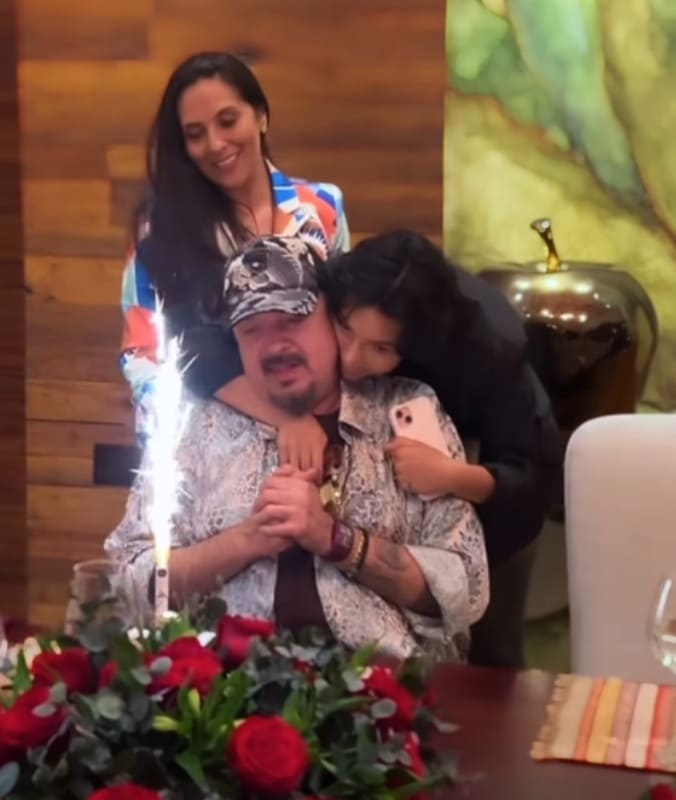 Pepe Aguilar celebra su cumpleaños rodeado de su familia / Foto: Instagram