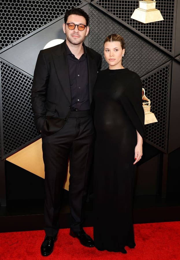 Sofia Richie y su esposo Elliot Grainge en los Grammy 2024 / AFP