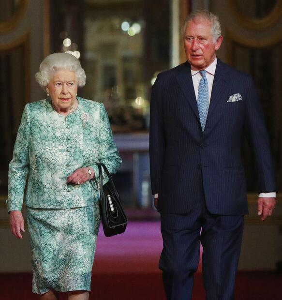 Carlos III tiene una fortuna más grande que la de Isabel II gracias a su frugal estilo de vida