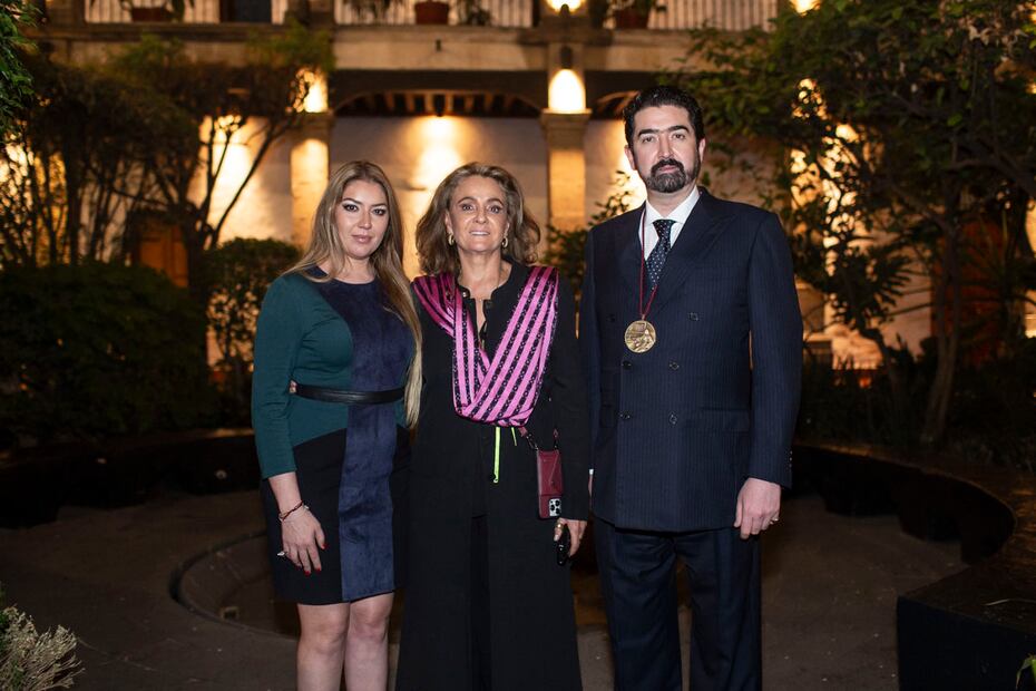 Leonora Tovar López-Portillo, Carmen López-Portillo y Rafael Tovar López-Portillo. (Foto: Esteban Torreblanca)