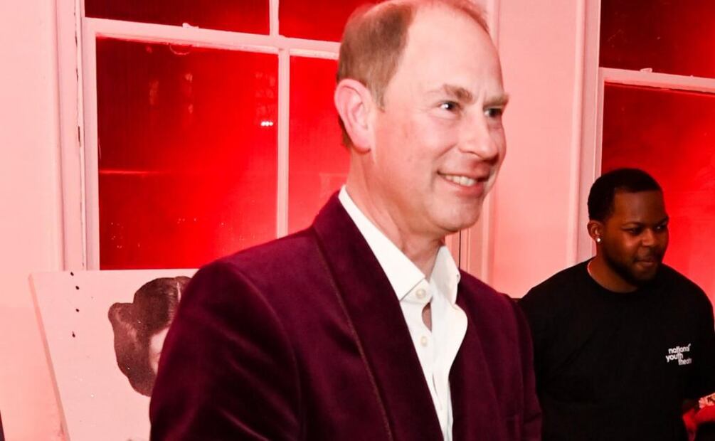 Revelan el plan para que los príncipes Harry y Andrés jamás sustituyan al Rey