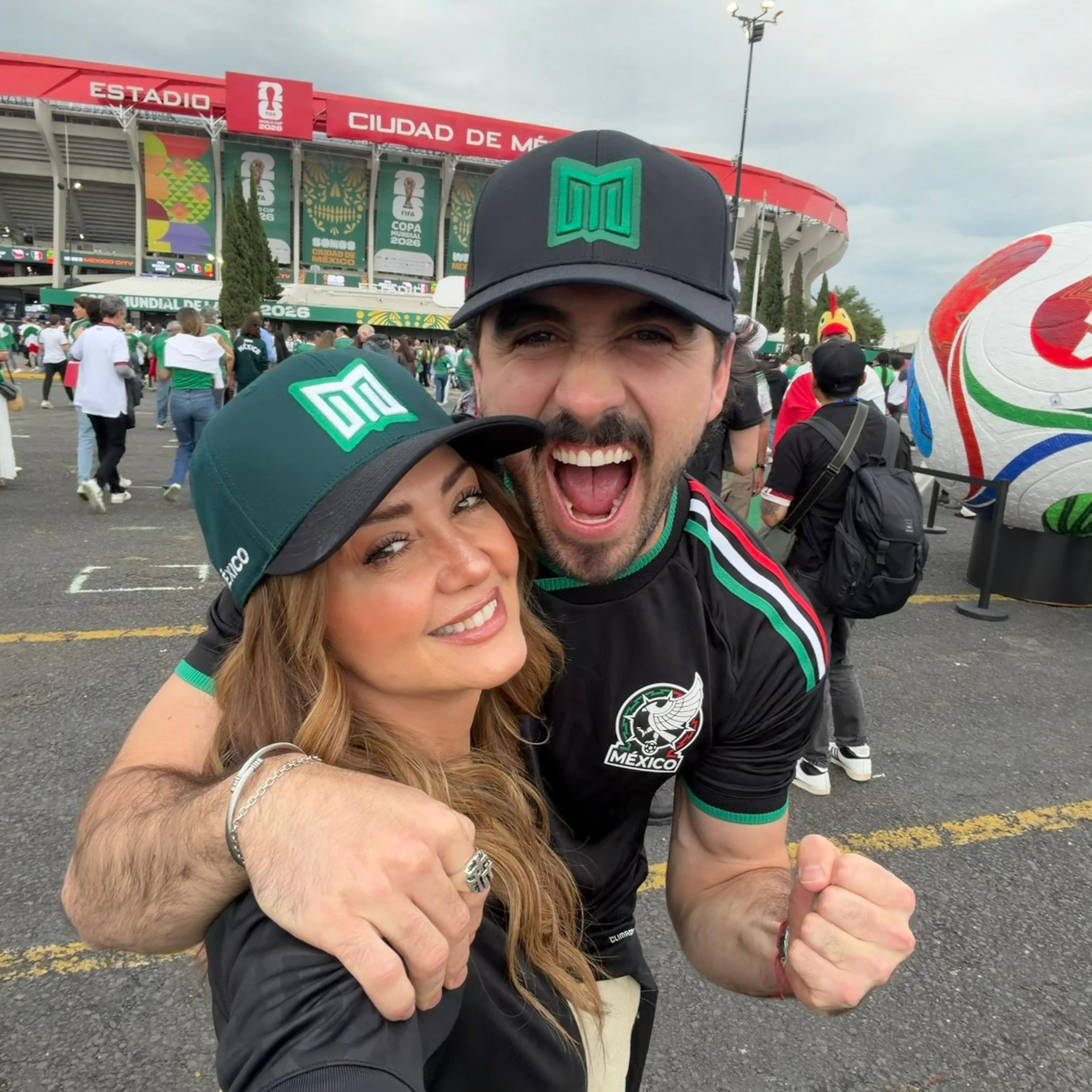 Andrea Legarreta y Luis Carlos Origel. (Foto: Instagram)