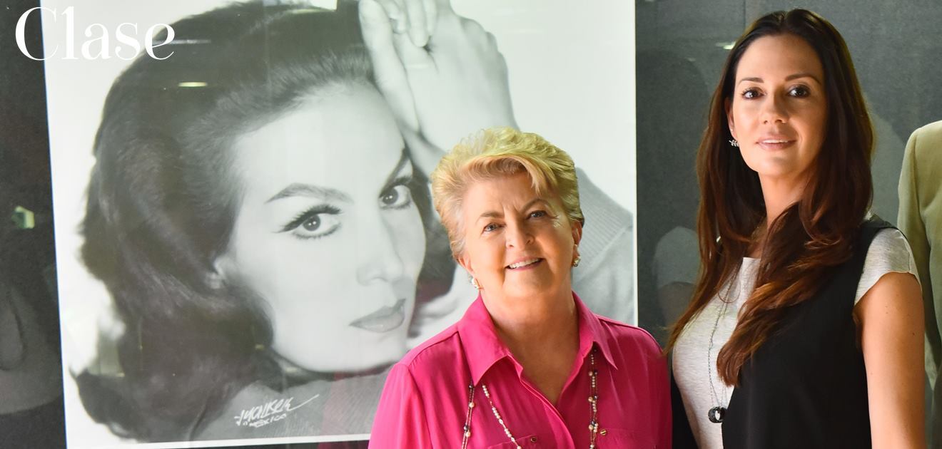 <p>María Teresa Ballina Viuda de Villamayor y Mónica Acevedo de Villamayor <strong>(FOTO: Verónica Garduño)</strong></p>