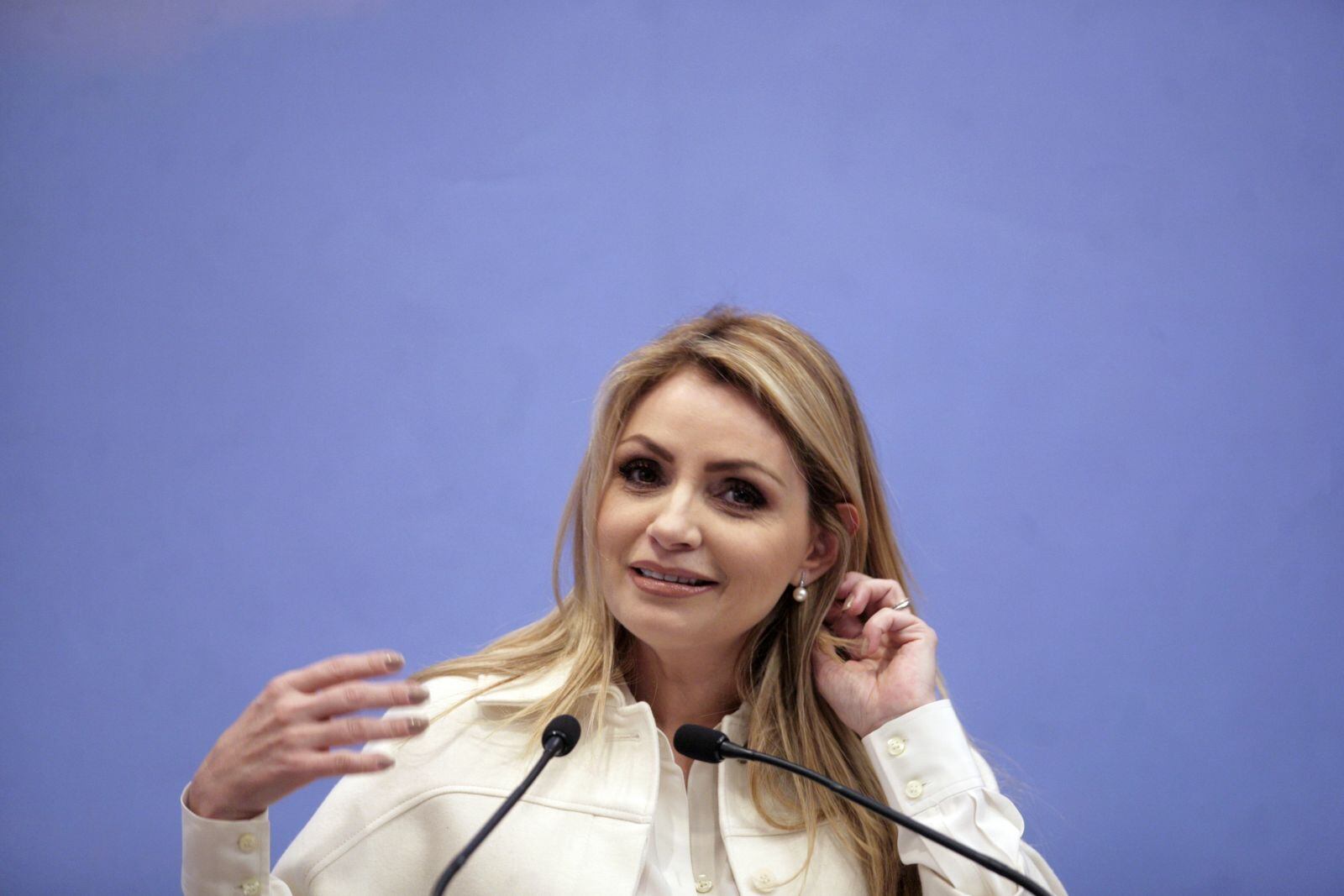 Las 5 polémicas de Angélica Rivera