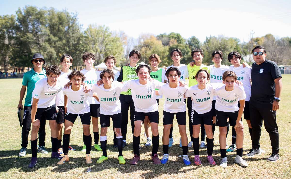 Equipo de fútbol Irish International School Monterrey / Foto: Esteban Torreblanca