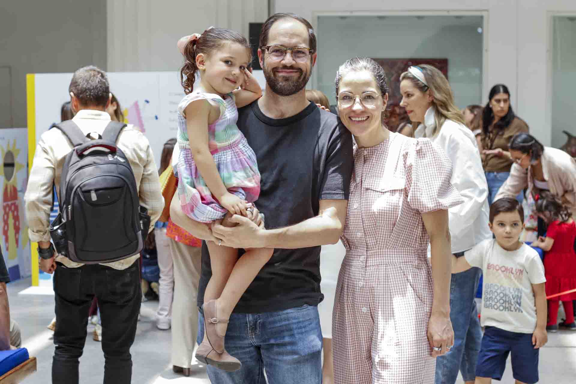Carola, Pablo Suárez y Marisol Alonso. (Foto: Esteban Torreblanca)