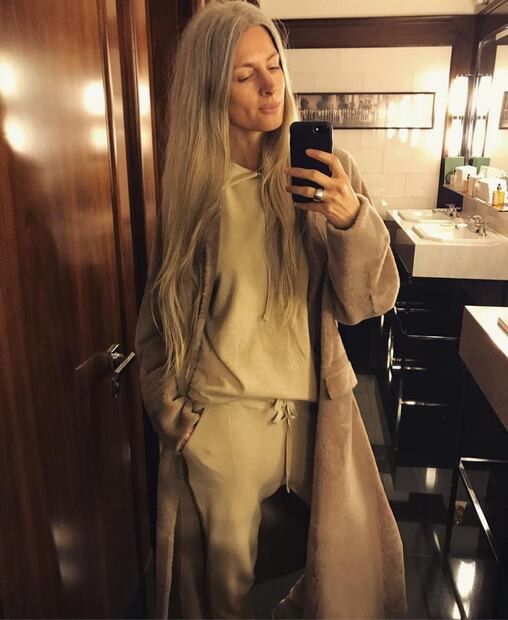 Mujeres famosas que presumen sus canas al mundo