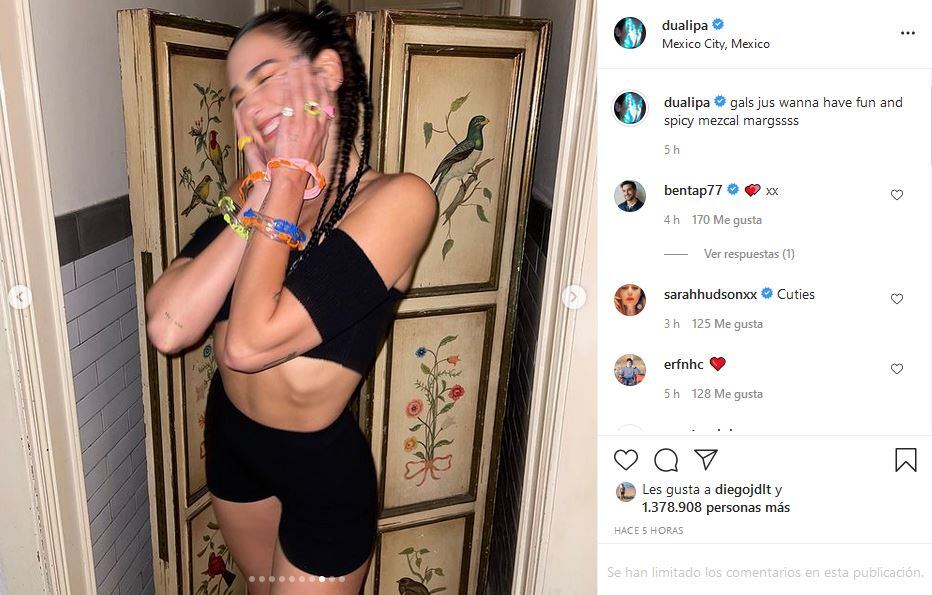 Dua Lipa disfruta la fiesta en su reciente visita a México