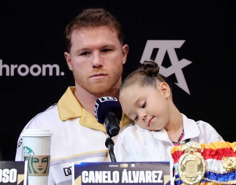 El estiloso look de María Fernanda, hija de "Canelo" Álvarez 
