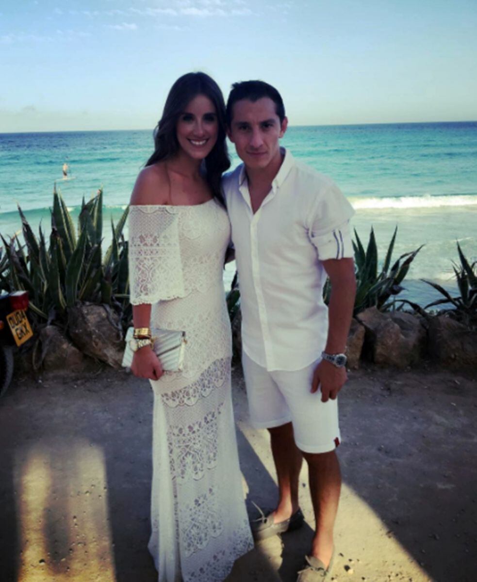 Futbolistas mexicanos arriban a Ibiza para la boda de Memo Ochoa