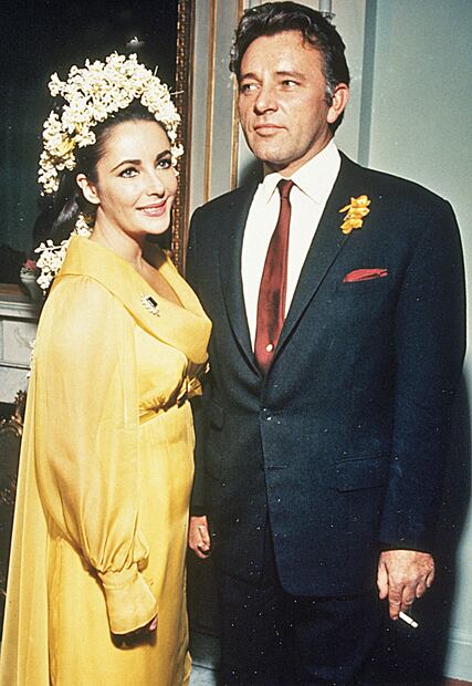 Elizabeth Taylor, Mariah Carey y JLo, las mujeres con los anillos de compromiso más caros de la historia