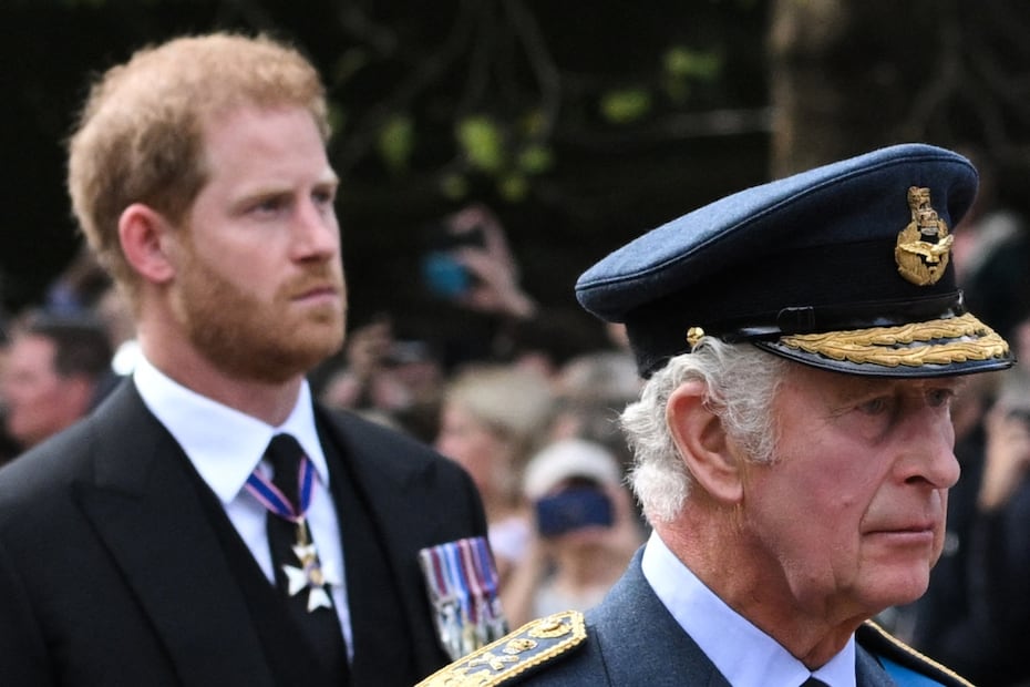 El príncipe Harry y el rey Carlos III / Foto: AFP