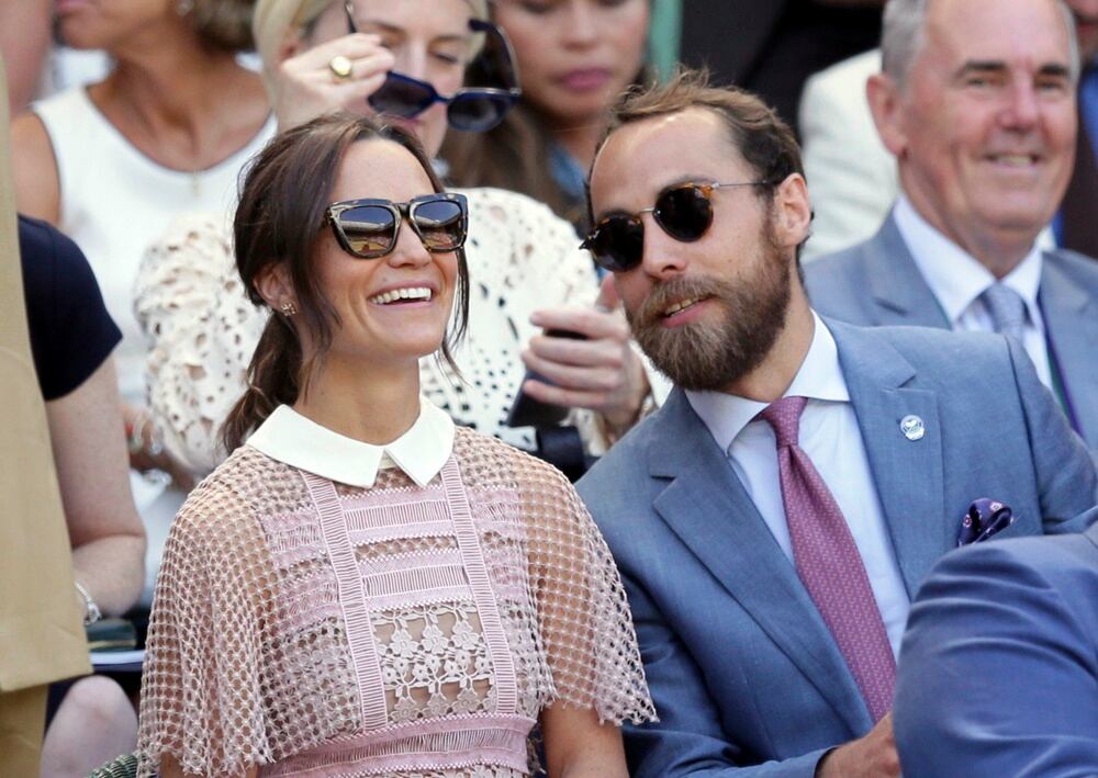 Pippa Middleton cautiva con sexy look en Wimbledon
