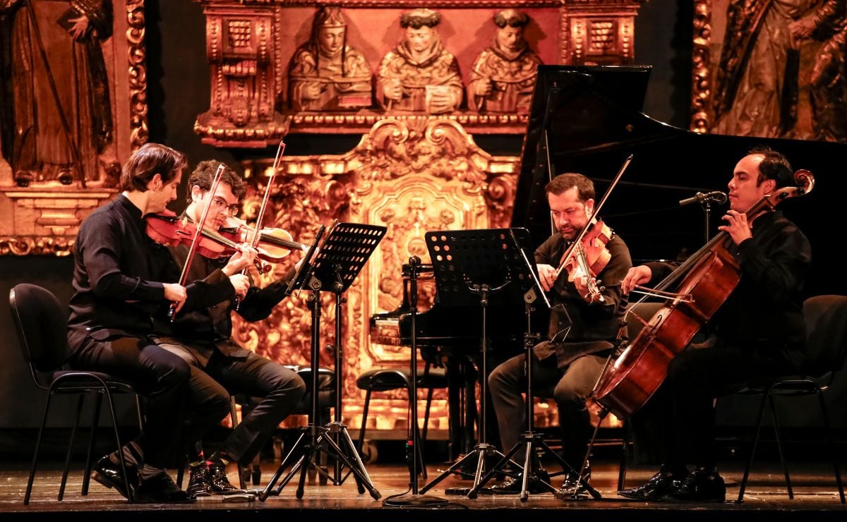 Cuarteto de Cuerdas de Bellas Artes en homenaje a Carmen Romano de López Portillo / Foto: Esteban Torreblanca