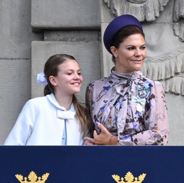 La princesa heredera Victoria de Suecia y su hija, la princesa Estelle / AFP