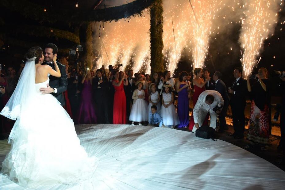 FOTOS: Recordamos la increíble boda de Bárbara Coppel y Alejandro Hank Amaya en su tercer aniversario